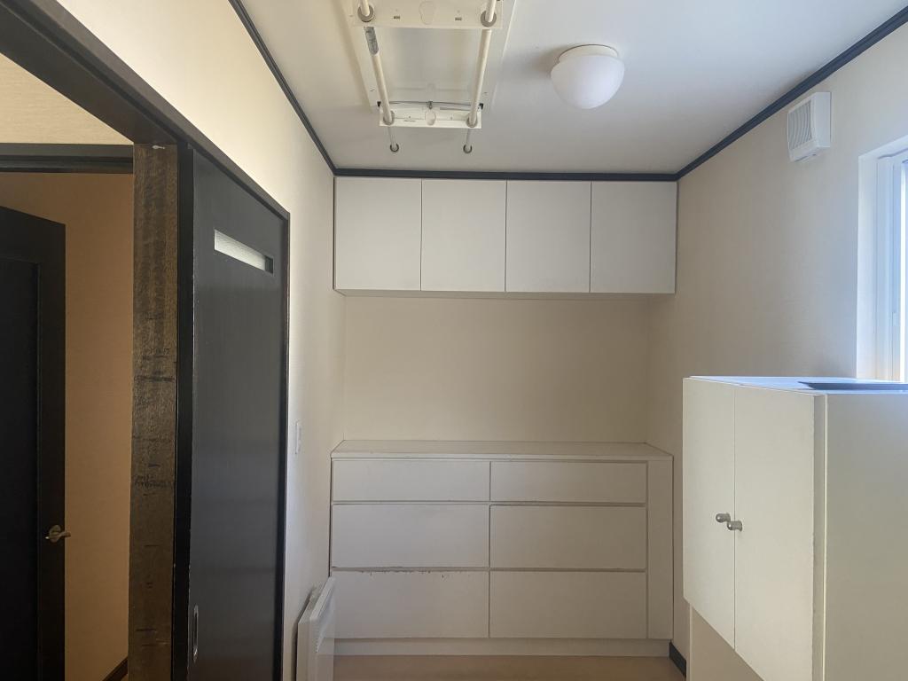 西13条北4丁目　中古住宅 内観