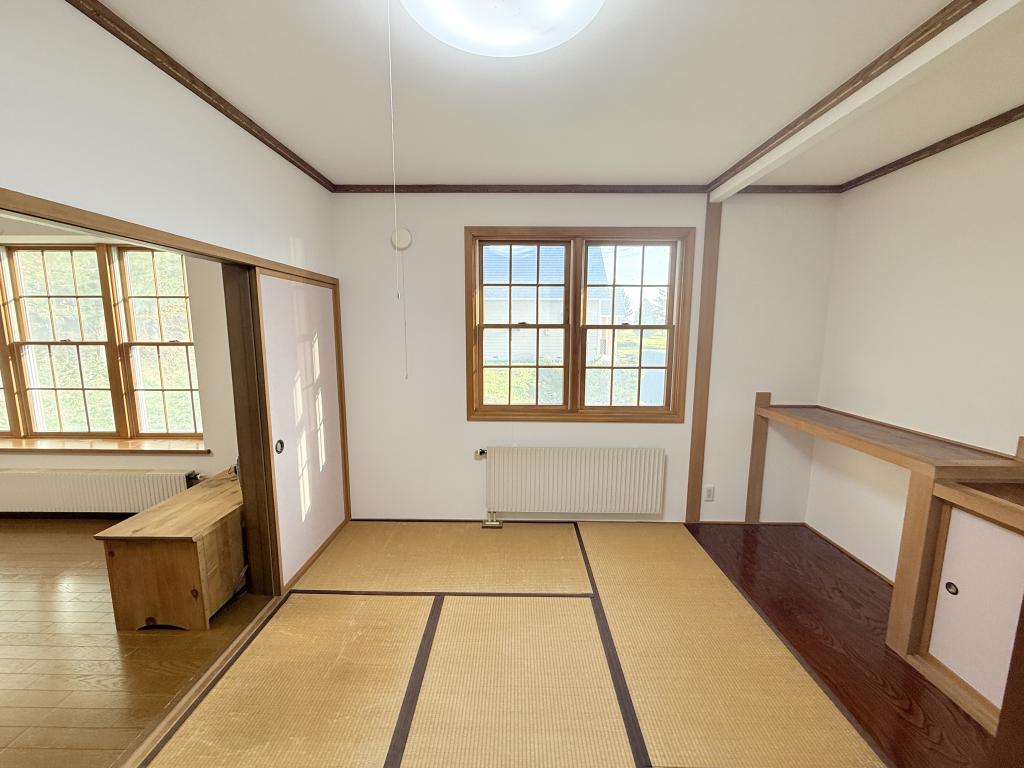 池田町東2条の平屋中古住宅　土地139坪 内観