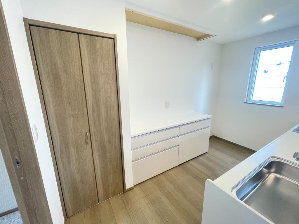 【11/8.9オープンハウス】　東9南6　新築住宅 内観