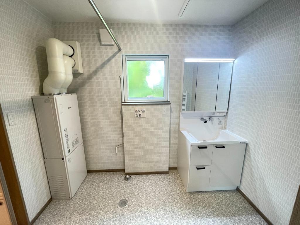 【11/8.9オープンハウス】　東9南6　新築住宅 内観