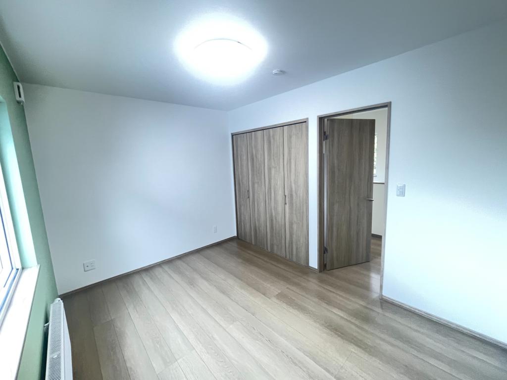 【11/8.9オープンハウス】　東9南6　新築住宅 内観