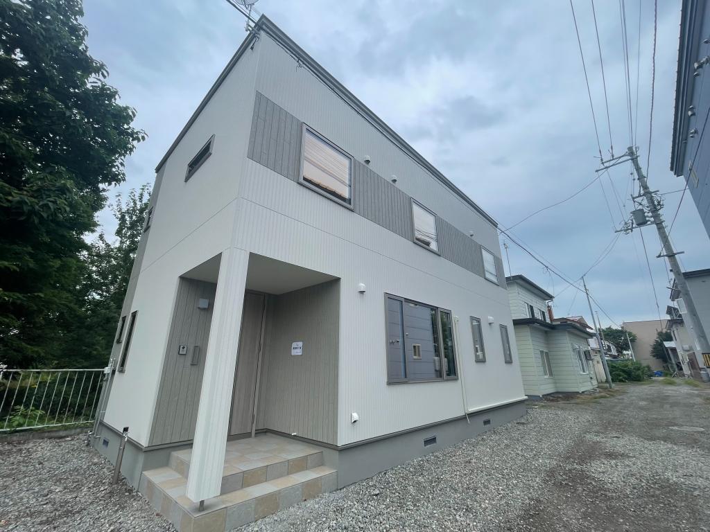 【11/8.9オープンハウス】　東9南6　新築住宅 内観