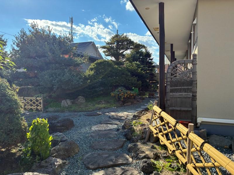 【東6南21】本格和庭園のある住まい【母屋+離れ付き】 内観