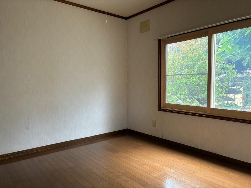 【東6南21】本格和庭園のある住まい【母屋+離れ付き】 内観