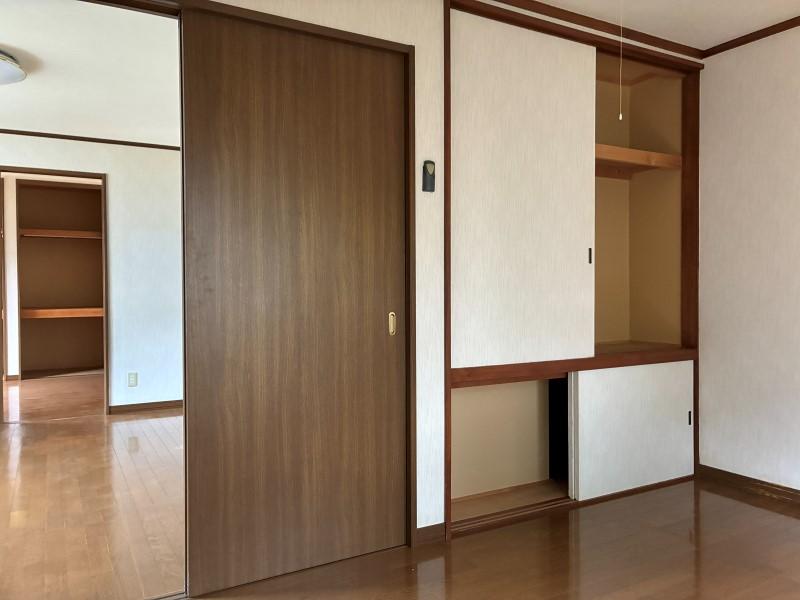 【東6南21】本格和庭園のある住まい【母屋+離れ付き】 内観