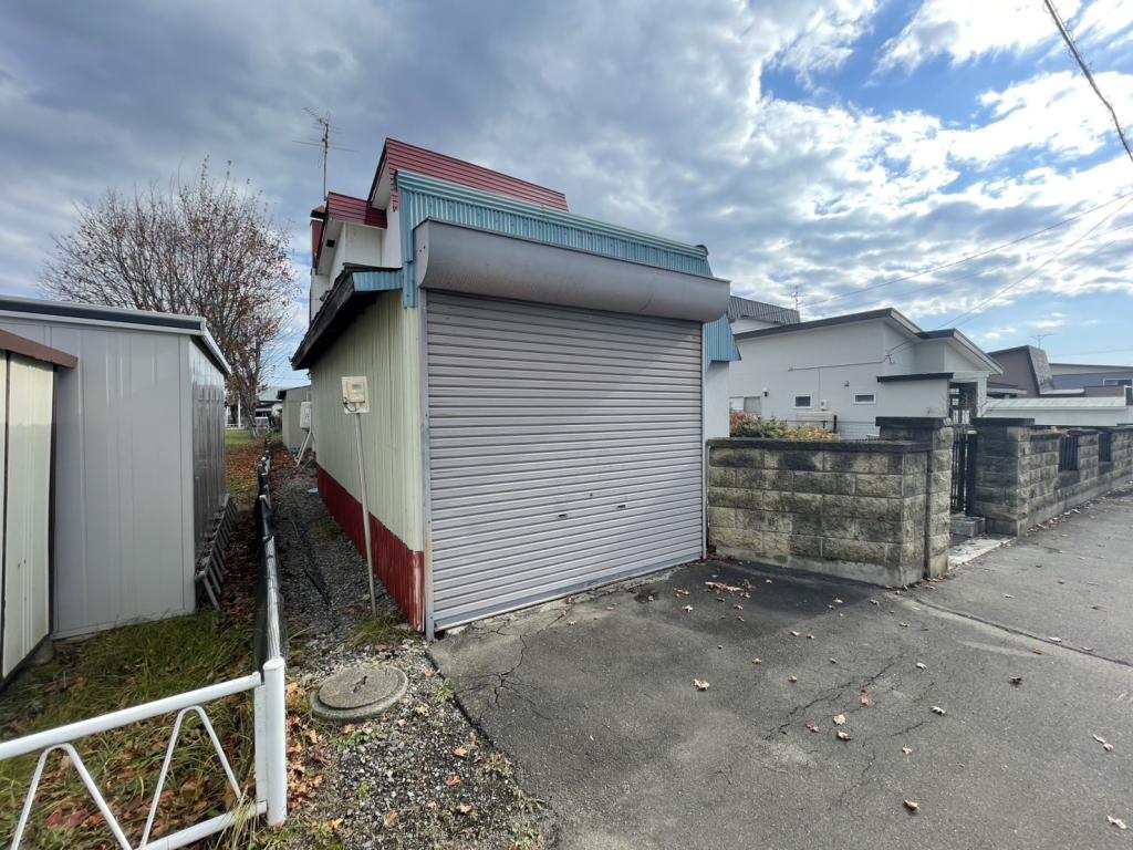 ♪敷地133坪、公園隣接♪幕別町旭町＿中古住宅 内観