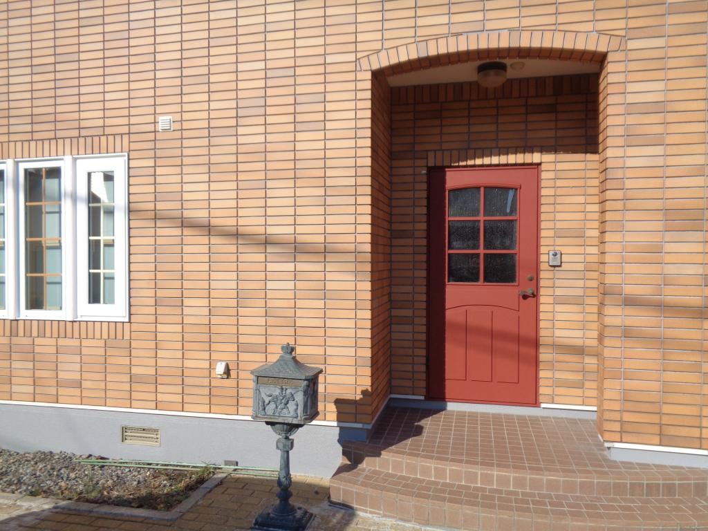 札内青葉町　南道路付の内装リフォーム住宅 内観