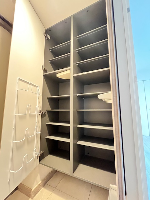 札幌　アルビオ・ガーデン北31条11階　最上階未入居マンション 内観