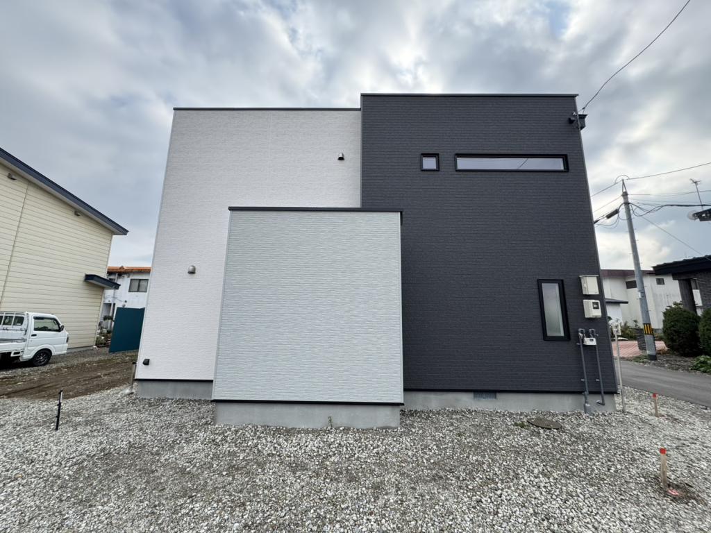 帯広市西20条南4丁目　A棟