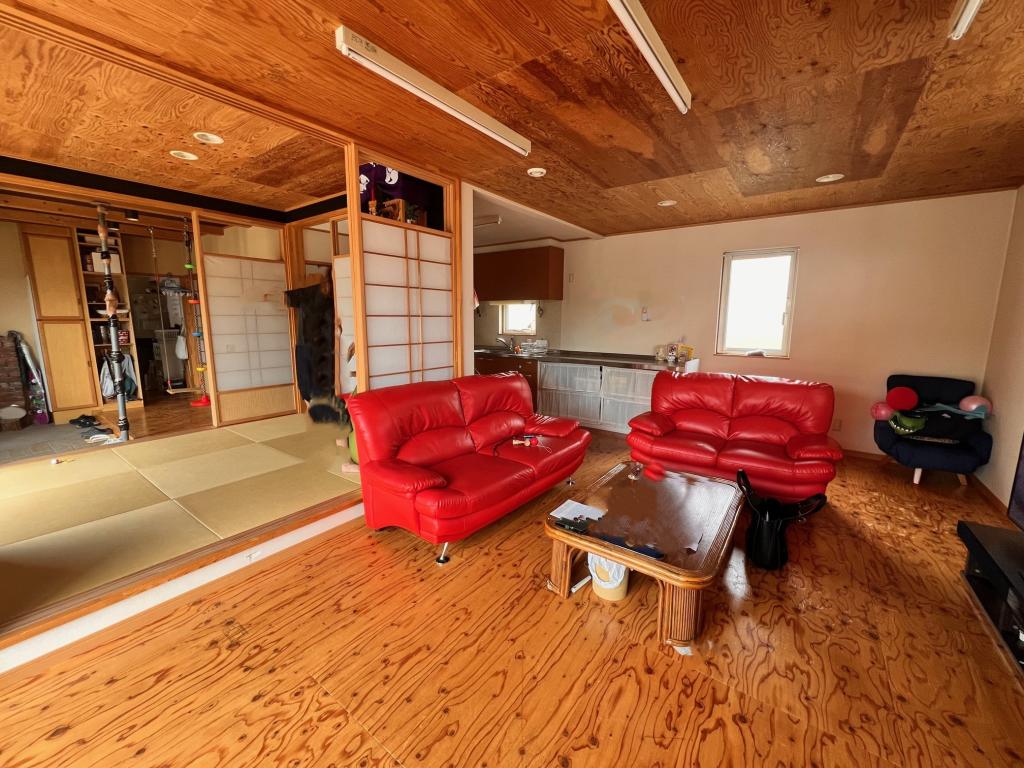 写真追加☆西13南29【3LDK+1R】2世帯向き住宅　南西角地  内観