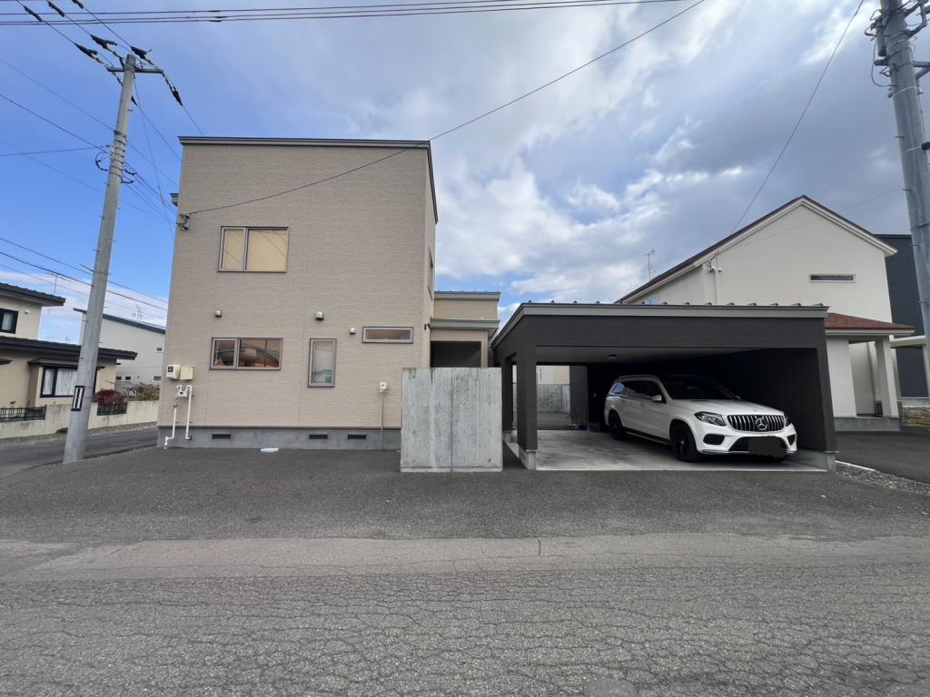 白樺１６条西１９丁目　中古戸建 内観