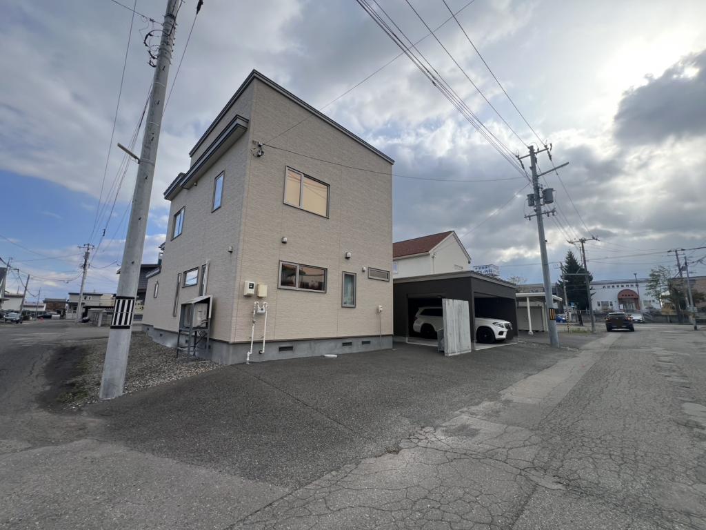 白樺１６条西１９丁目　中古戸建 内観