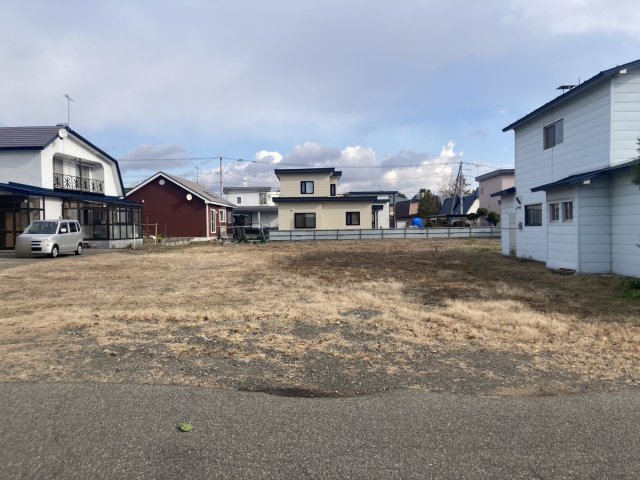 東１０条南３丁目【東エリアで広々とした土地！約２７６坪！】 内観