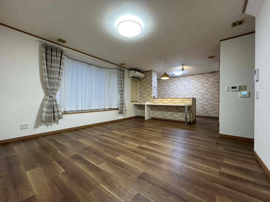 西２３条南４丁目 内観