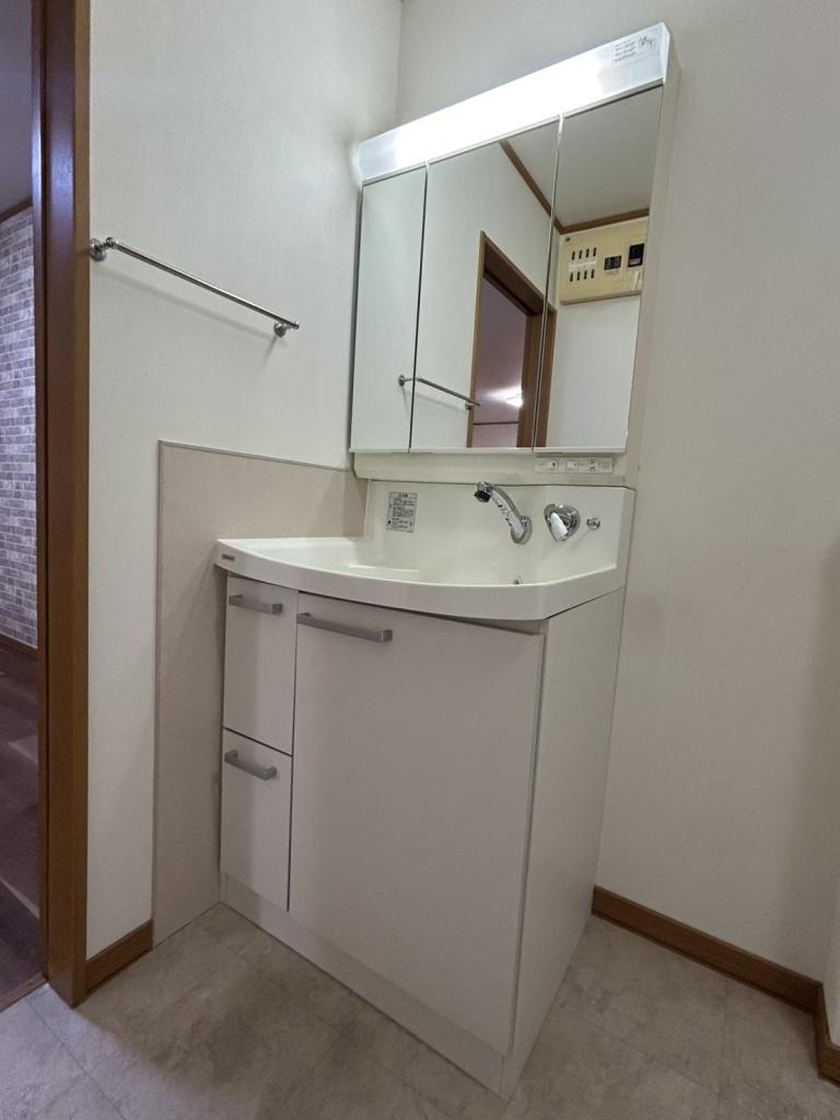 西２３条南４丁目 内観