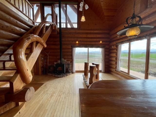 ♪本格ログハウス♪中札内村協和東２＿中古住宅 内観