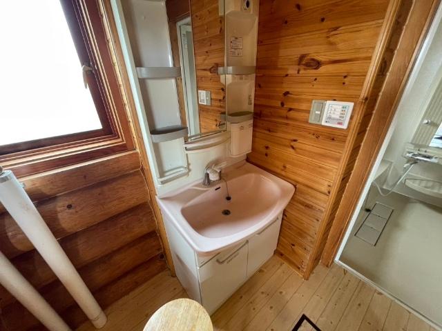 ♪本格ログハウス♪中札内村協和東２＿中古住宅 内観