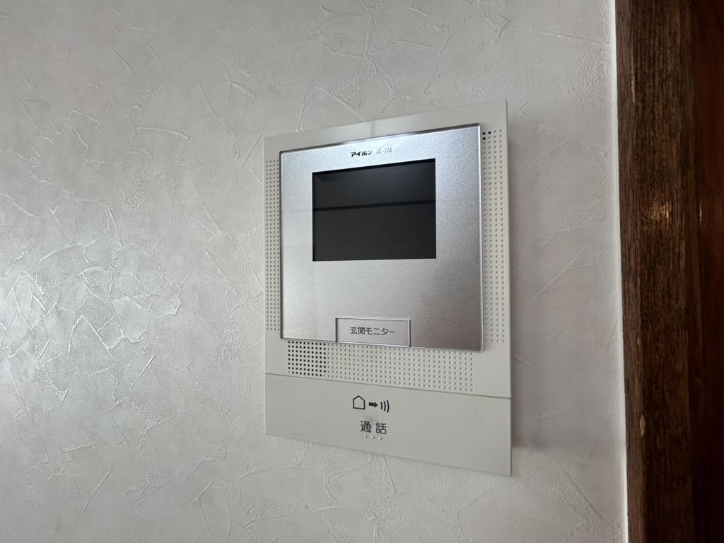 大幅値下！! 大空10丁目戸建 6LDK広々庭付   内観