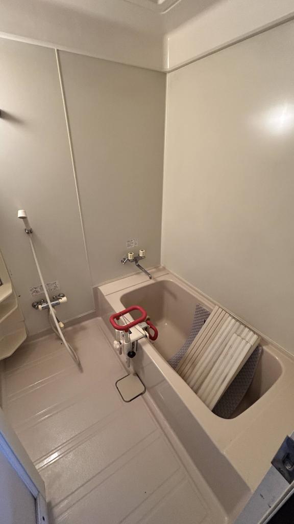 帯広市西17条南5丁目　3LDK戸建　ガレージ感覚で使える1階の大空間♪ 内観