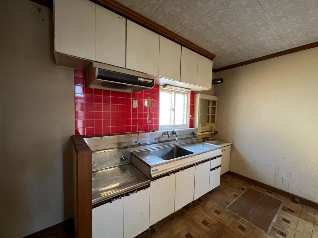 【価格改定】敷地広々♪　2世帯活用可能♪　幕別町緑町＿中古住宅 内観