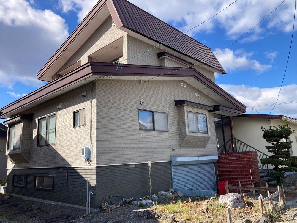 自然豊かな住宅地　南の森西9丁目　5SLDK 中古住宅　車庫・地下有り 内観