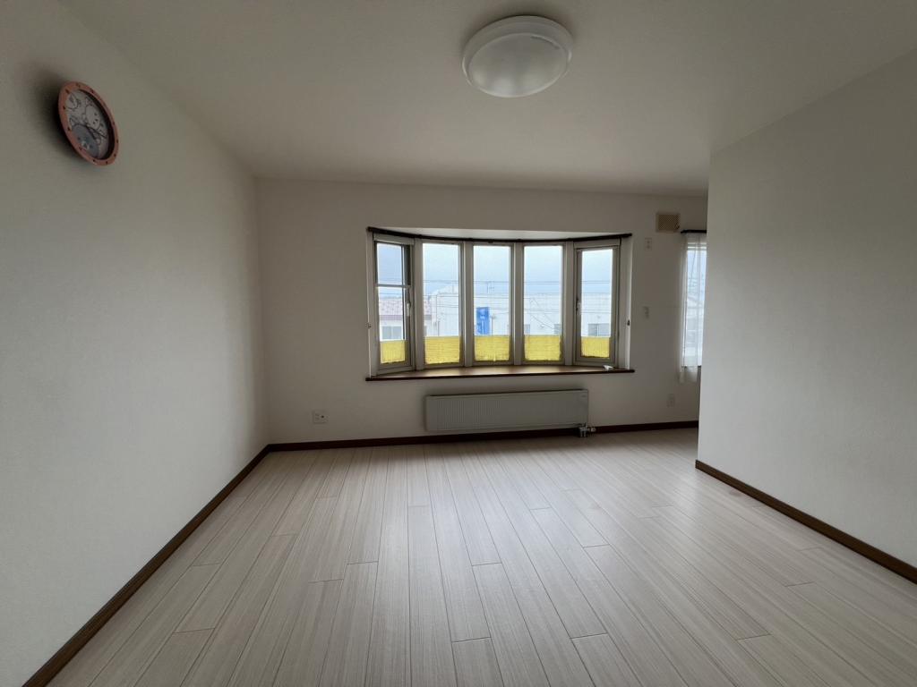 値下げしました！広尾町本通8丁目14番地2ガレージ付き2世帯戸建  内観