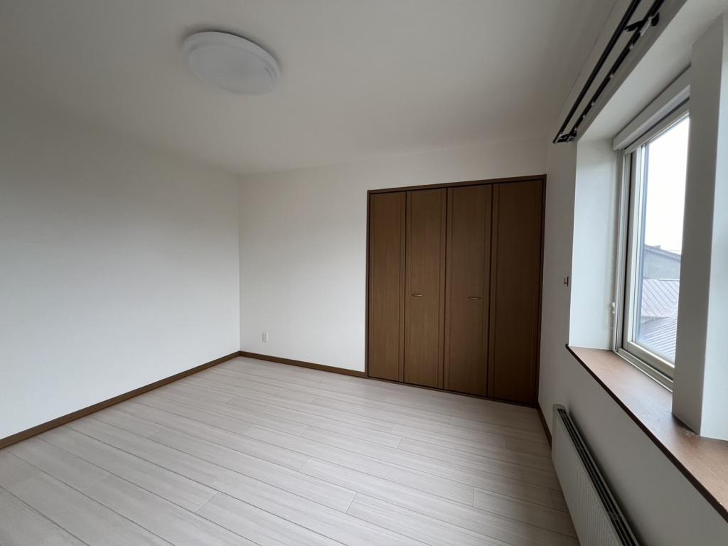 値下げしました！広尾町本通8丁目14番地2ガレージ付き2世帯戸建  周辺