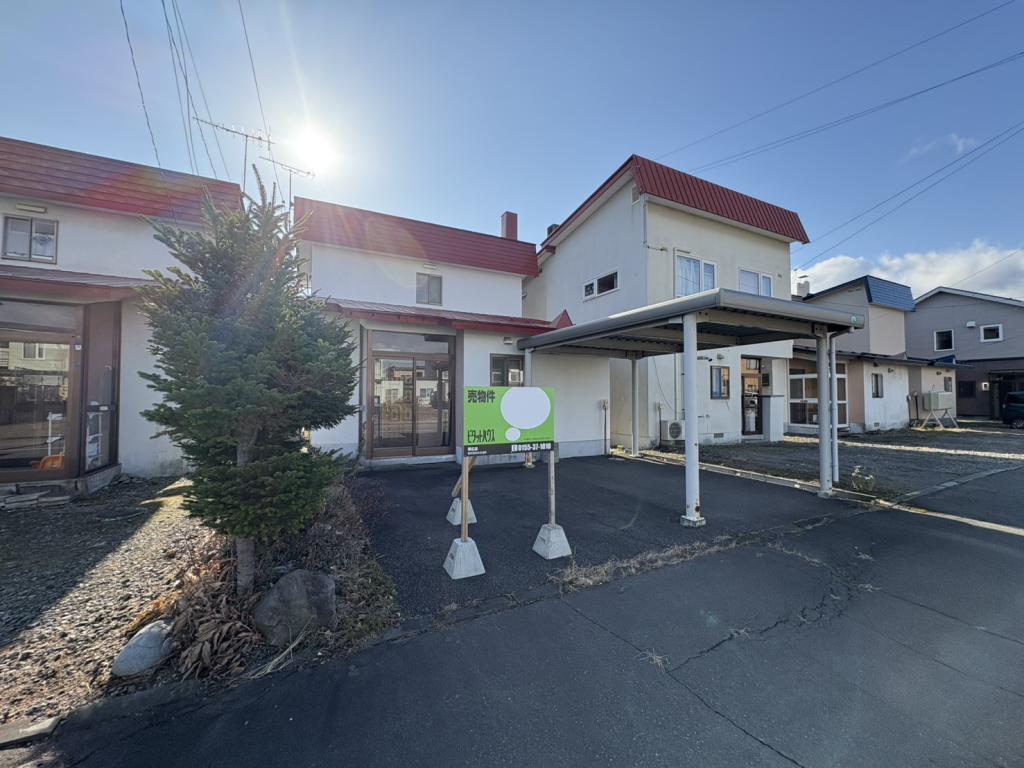 西１６南５＿土地 内観