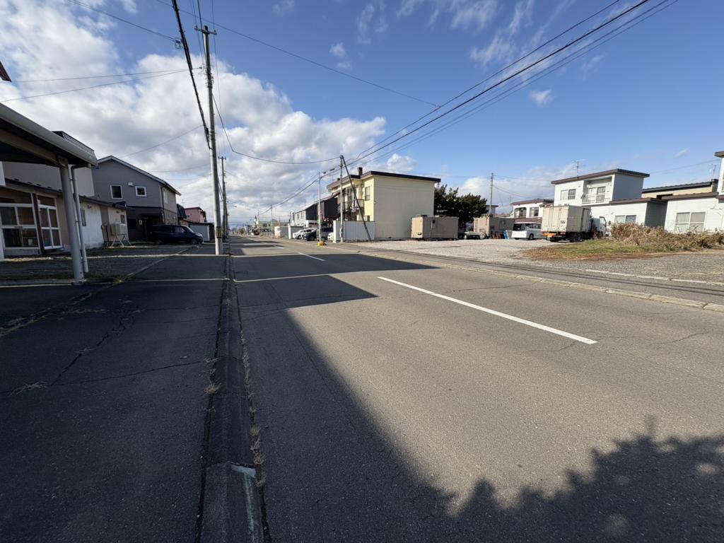 西１６南５＿土地 内観