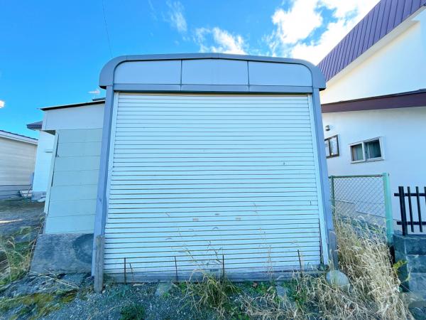 【二世帯】帯広市西十七条北３丁目4-18 内観