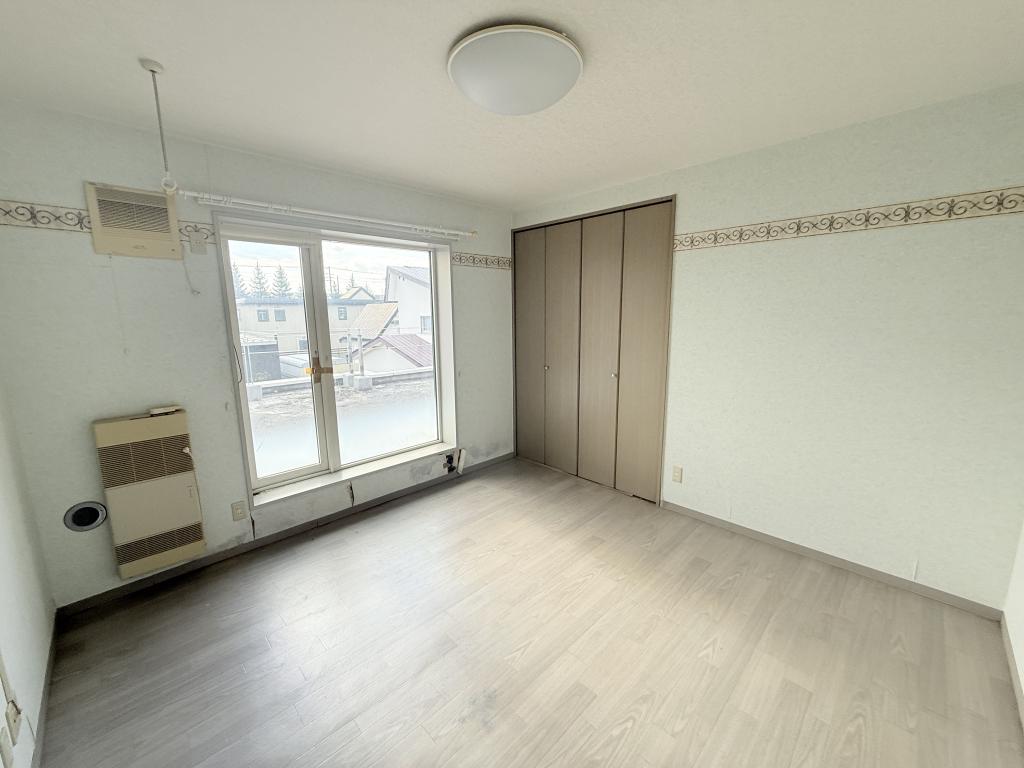 西9条南41丁目の中古戸建　延床約84坪のRC造・敷地は約216坪♪ 内観