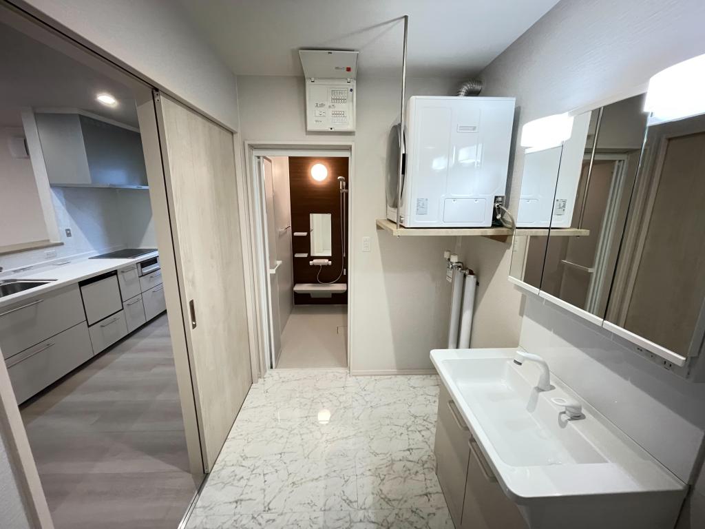 新築分譲住宅　西2条南37丁目　西棟  内観