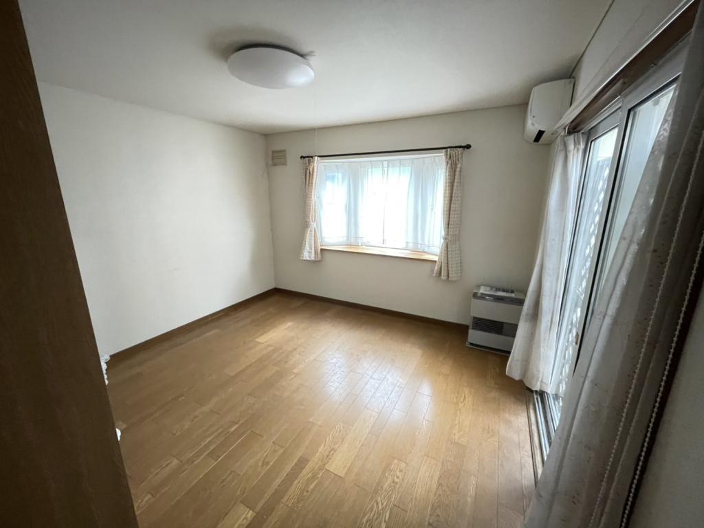 【中古】　西24条南3丁目 内観