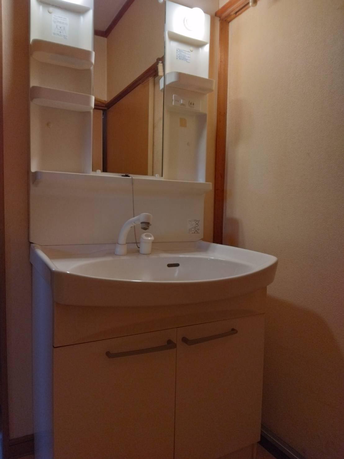 帯広市東12条南6丁目の平屋　南東角地日当たり良好 内観