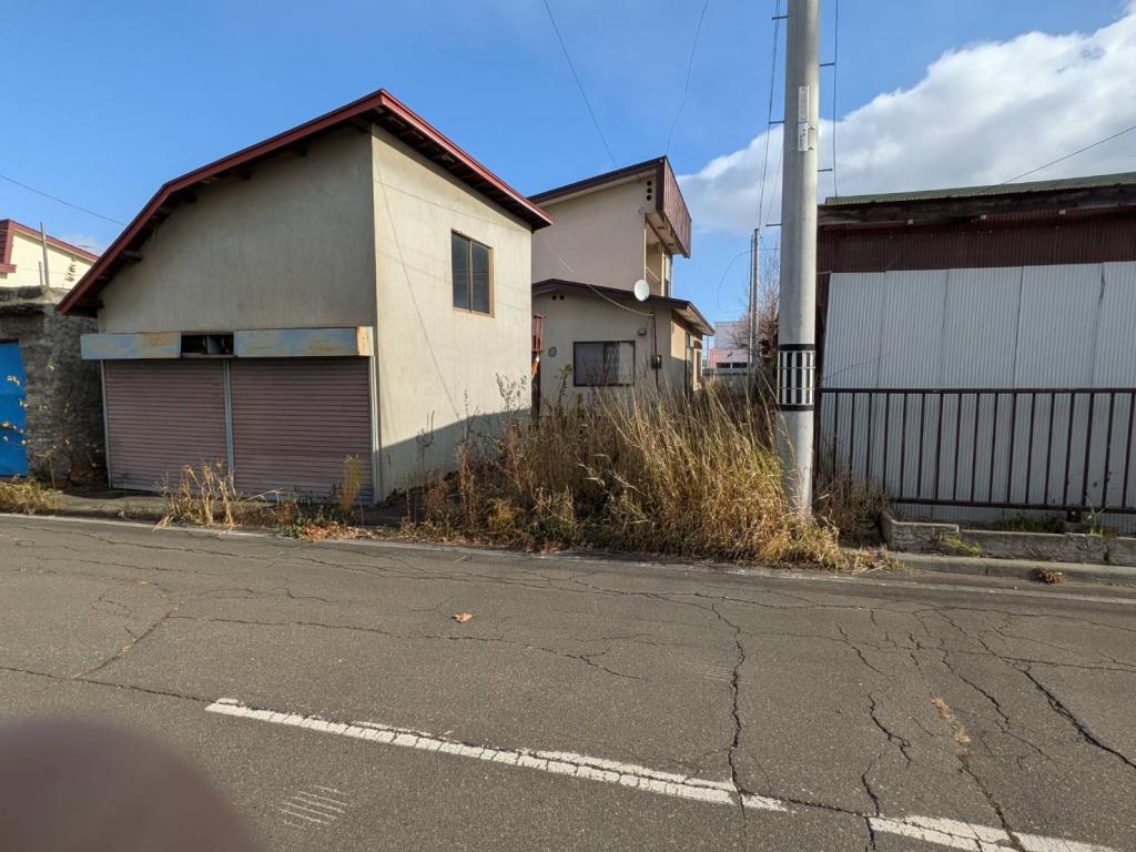 芽室町本通5丁目売土地(解体更地渡し） 内観