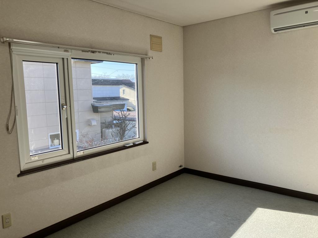 ★売中古物件【仲介】：帯広市西25条南3丁目　つつじが丘小エリア 内観