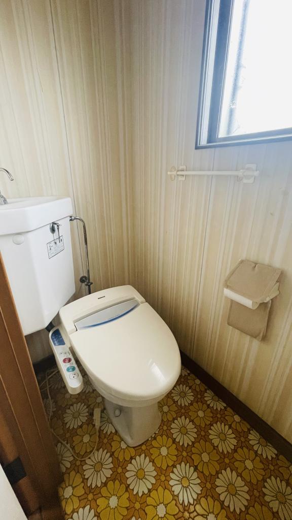 ※価格改定※　2台分カーポート付！緑陽台仲区　中古住宅 内観