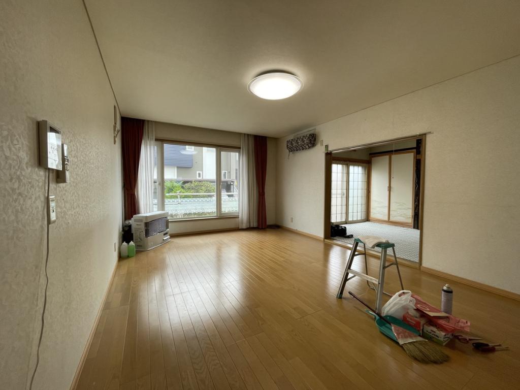 【11/19価格改定】帯広市西13条北5丁目　中古住宅 　※学区：啓北小／第一中 内観