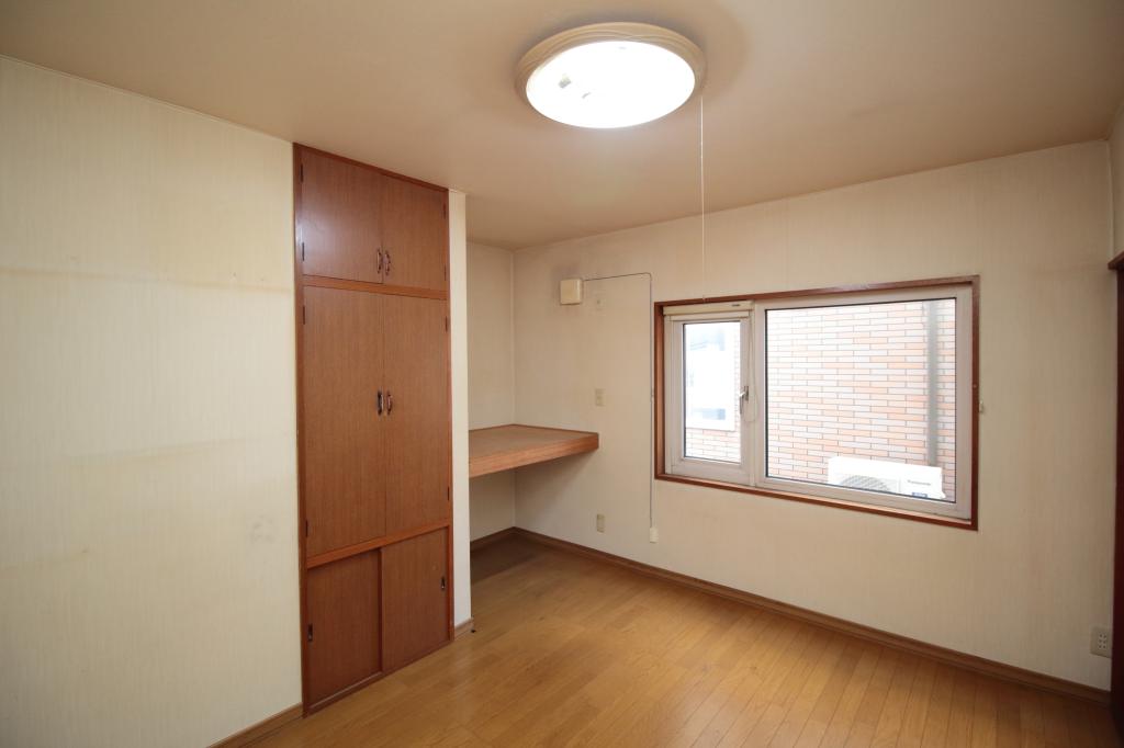 【11/20価格変更】帯広市西21条南3丁目　中古住宅　　開西小／緑園中 内観