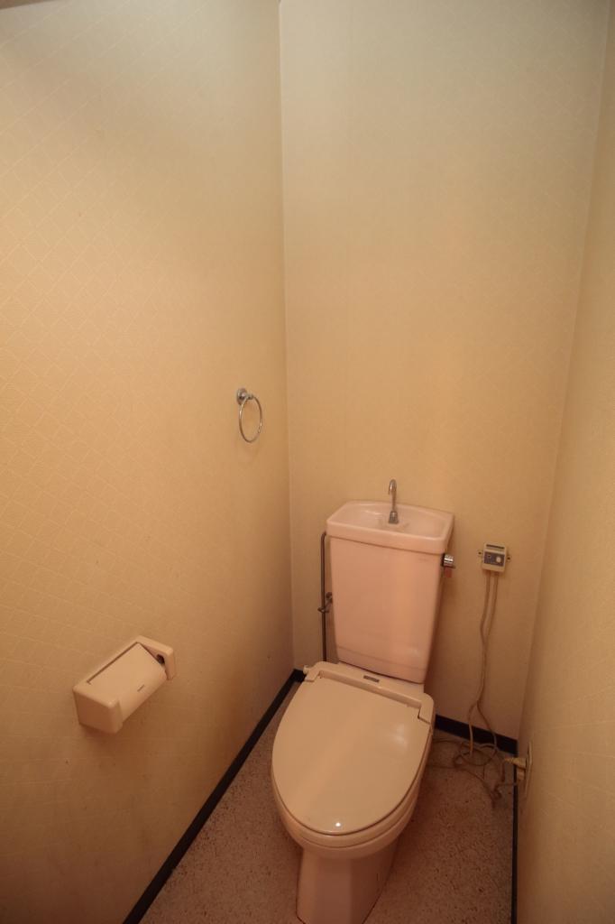 【11/20価格変更】帯広市西21条南3丁目　中古住宅　　開西小／緑園中 内観