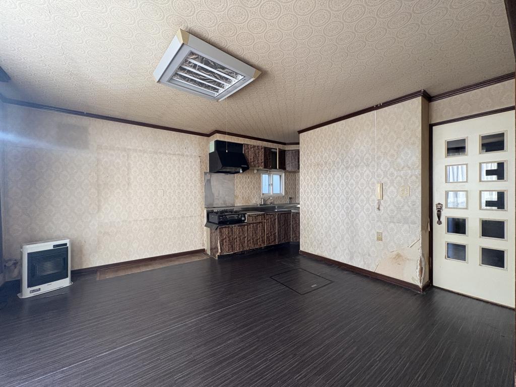 【リノベ向き・明星小学区】西9南28　中古住宅 内観