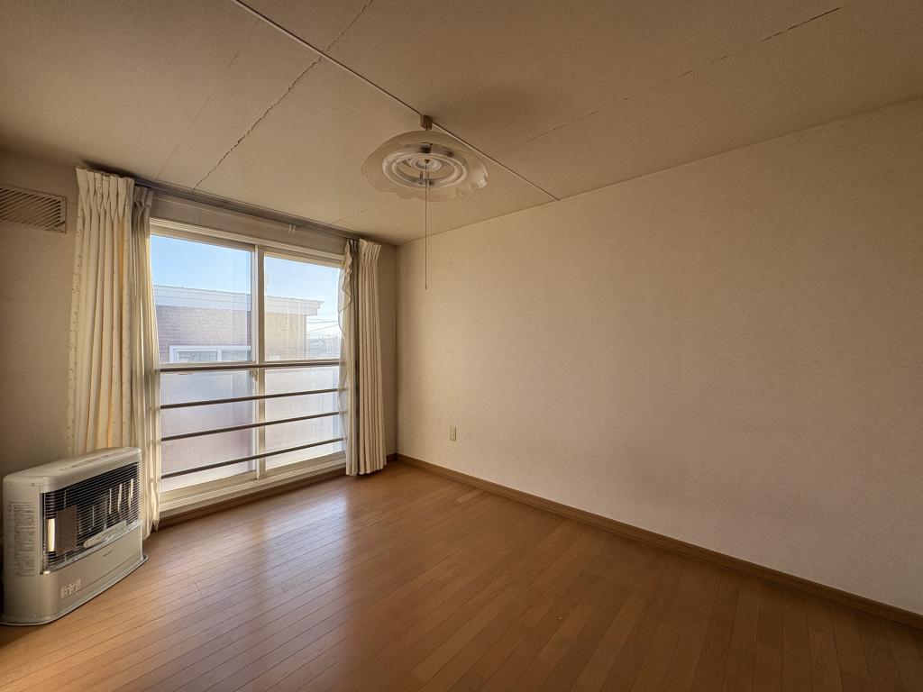 【リノベ向き・明星小学区】西9南28　中古住宅 内観