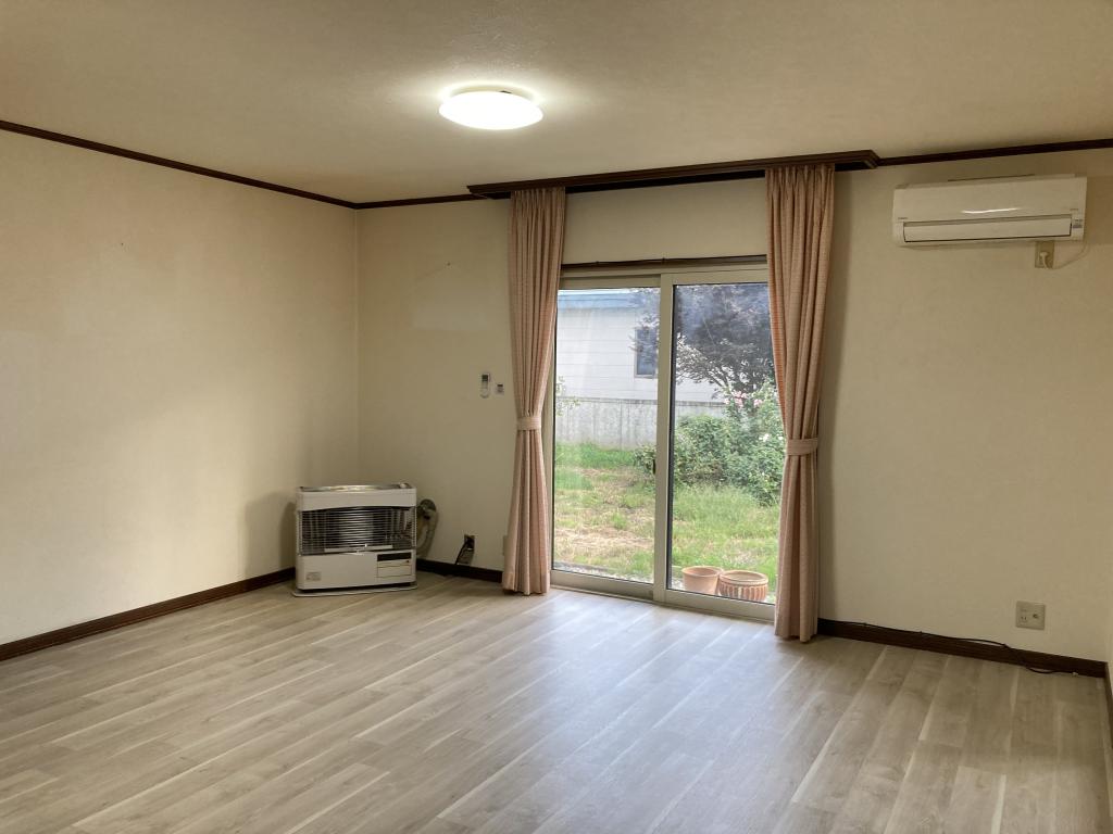 【価格改定】北栄小区域 6SLDK 中古住宅 西11条北4丁目 土地約150坪 内観