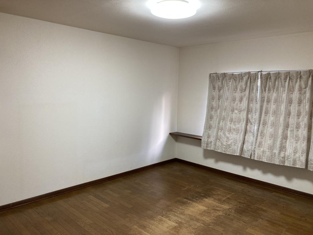 【価格改定】北栄小区域 6SLDK 中古住宅 西11条北4丁目 土地約150坪 内観