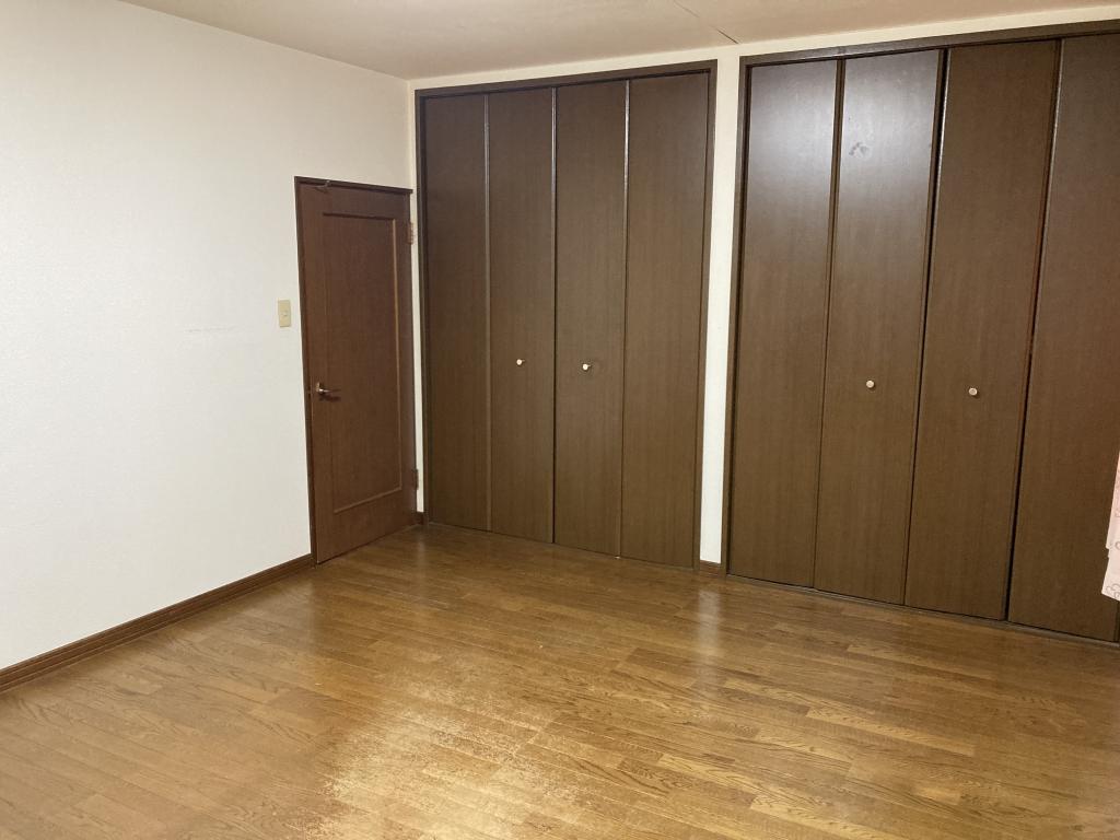 【価格改定】北栄小区域 6SLDK 中古住宅 西11条北4丁目 土地約150坪 内観