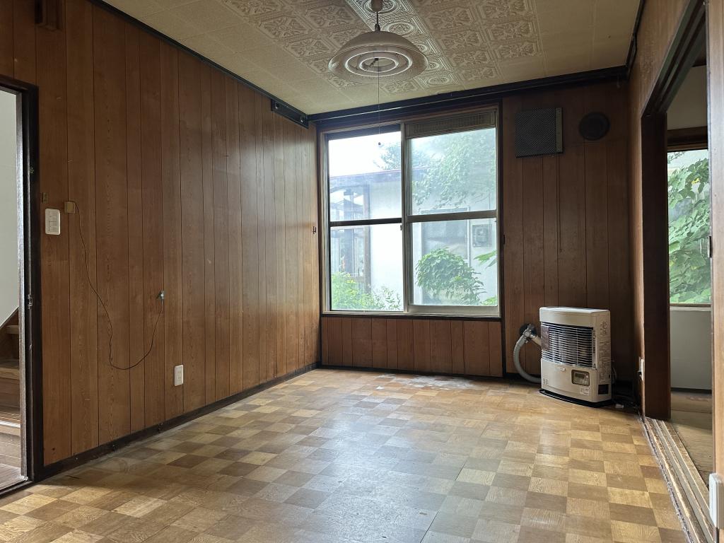 帯広市西12条南40丁目　中古戸建  内観