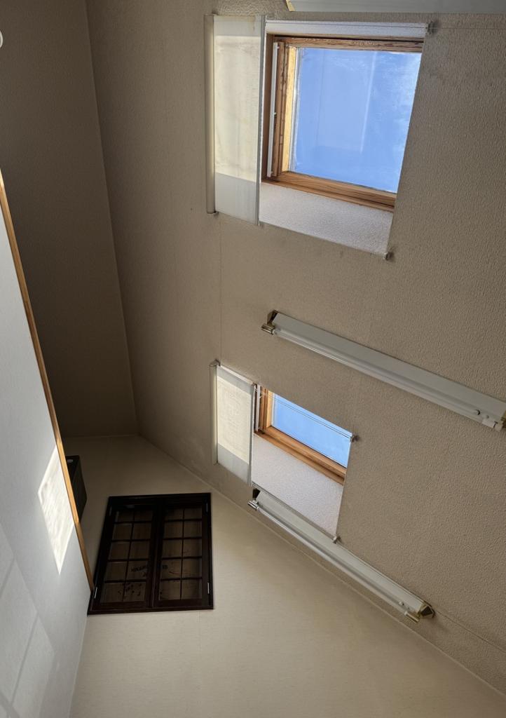 【札内桜町】光あふれる南西角地の家！！ 内観