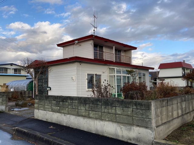 足寄町南６条６丁目【敷地約１４５坪！建物奥側に広いお庭有♪】