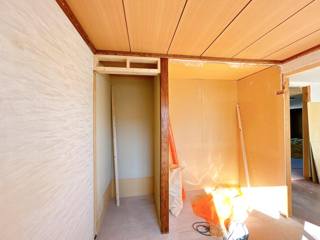 【リフォーム中・静かな住宅街】 北海道河西郡芽室町東8条３丁目2-3 内観