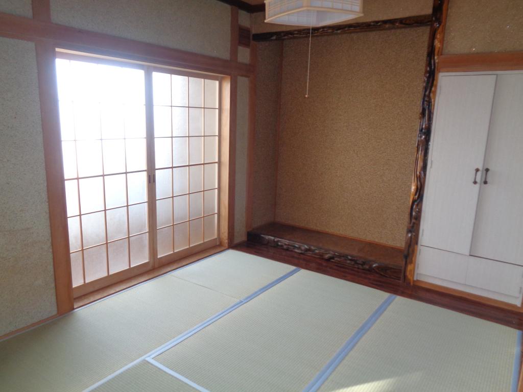 新得町　212坪の敷地にリフォーム済住宅！ 内観